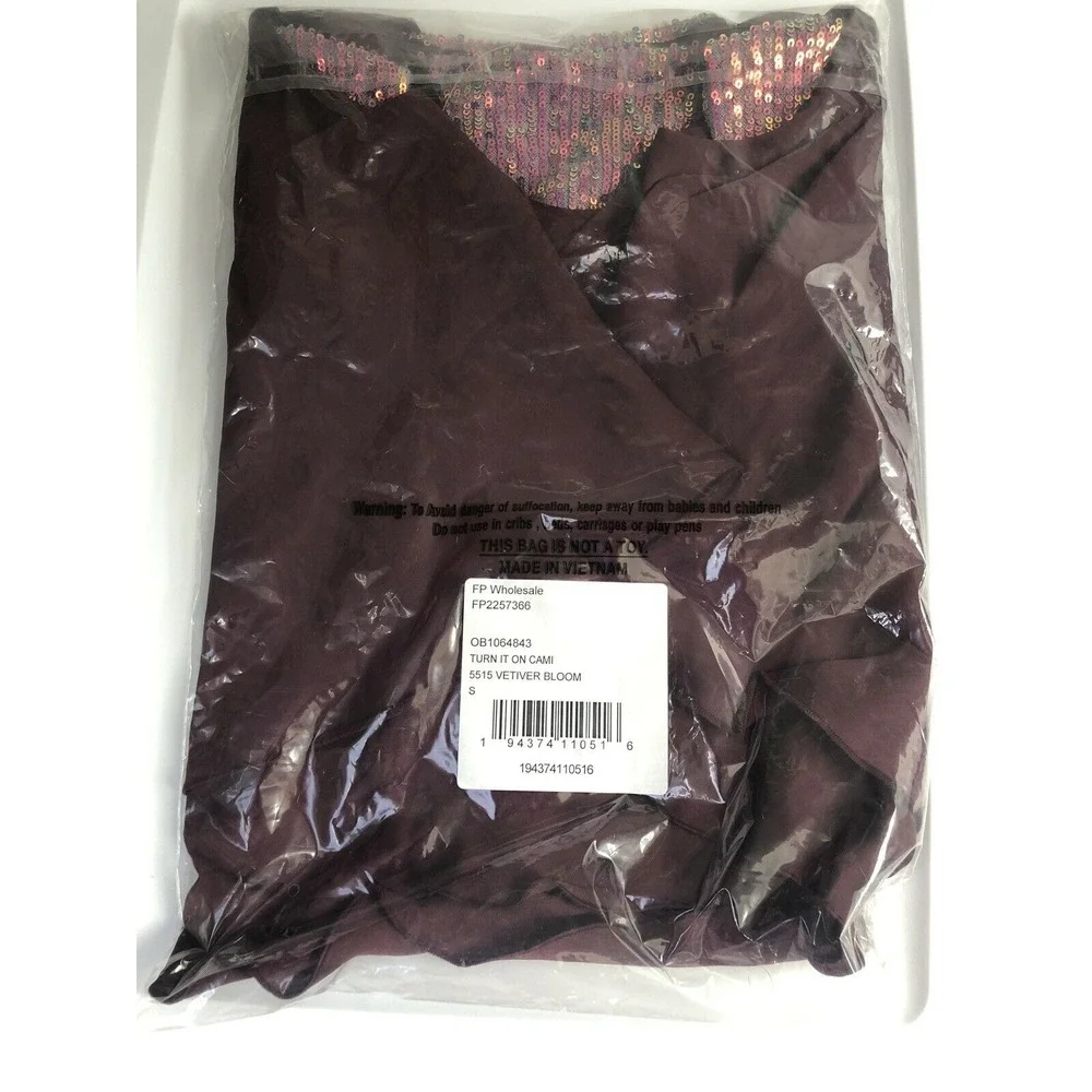Free People Turn It On Camisole Top Vetiver‎ Bloom Burgundy Size Small NWT